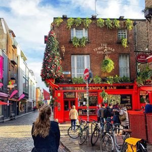 Meet your Posher, Alicia